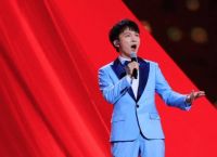 周深安保13万,周深被节目组安排帮唱