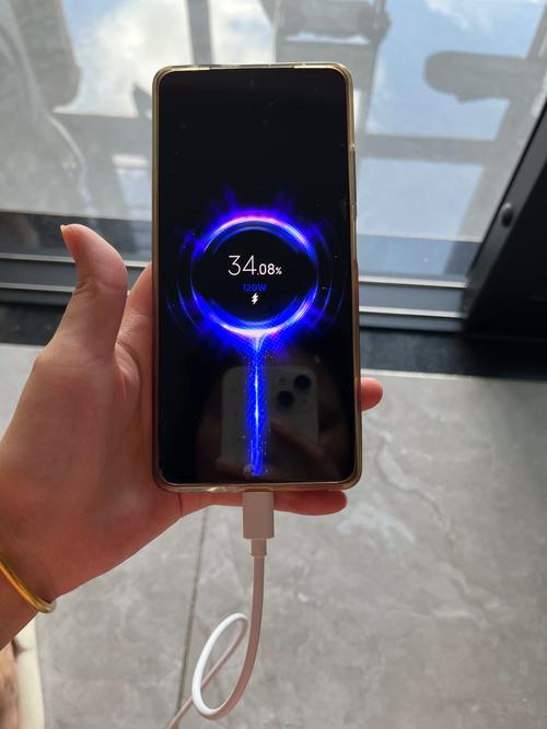 快充可以一边充一边玩吗,快充可以边充电边玩手机么