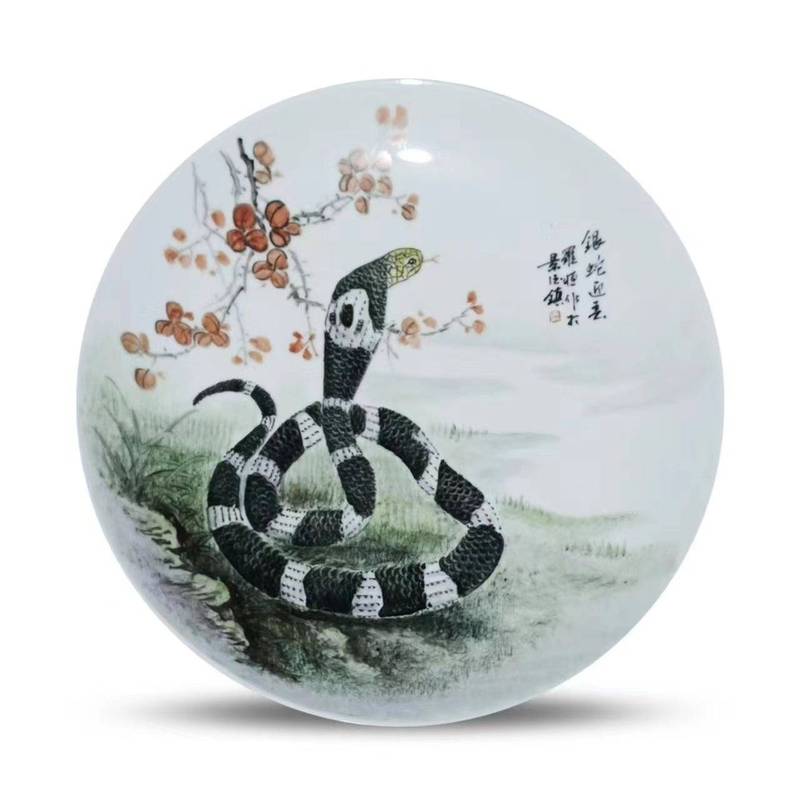 碟子里盛清水生肖：十二生肖中的特殊寓意