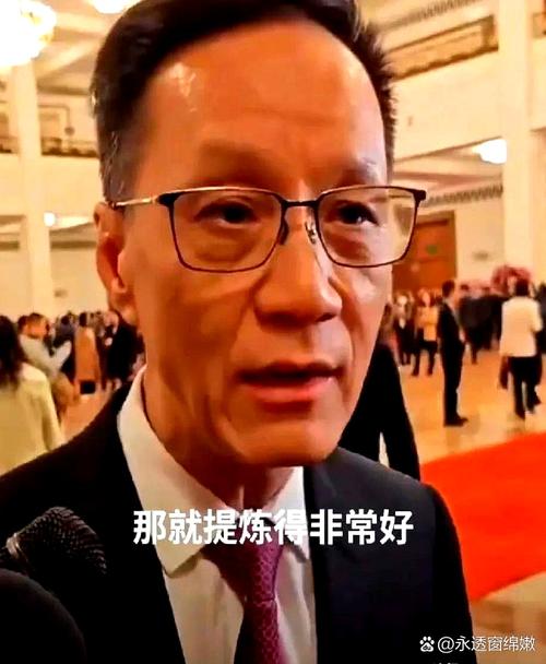 冯远征回应AI是否会抢饭碗:艺术与科技的未来探索