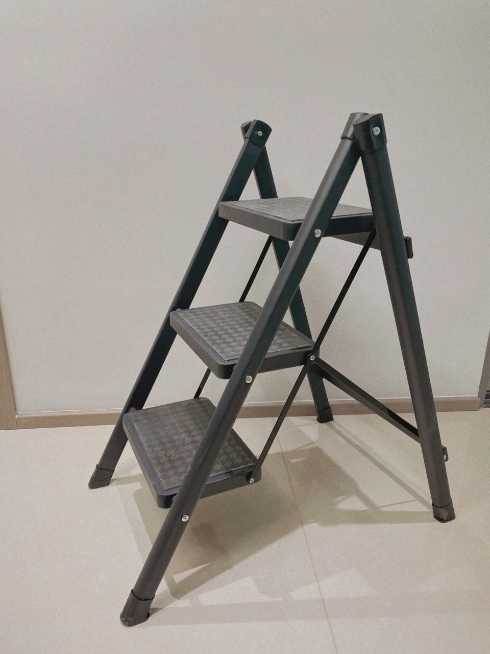 家用的小梯子,家用的小梯子放哪里风水好