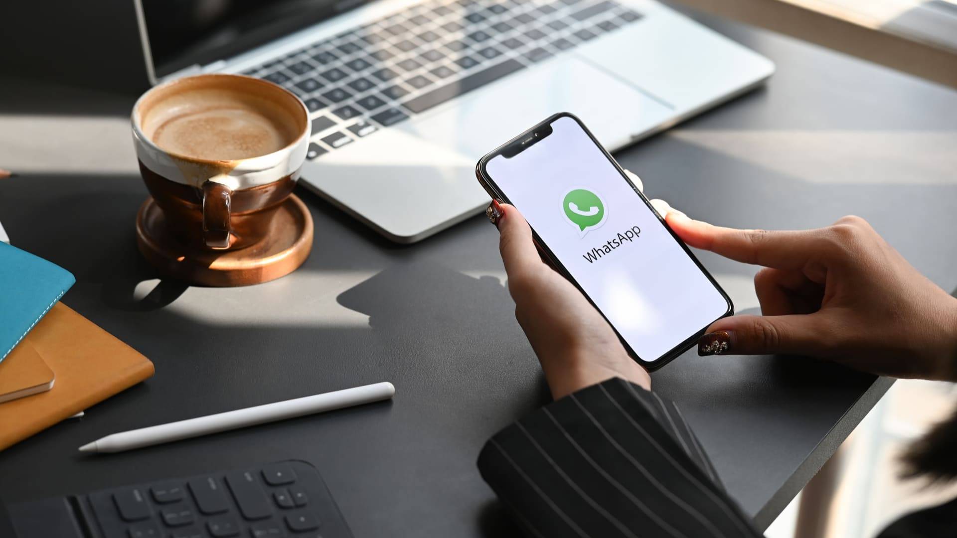 whatsapp怎么群发消息,whatsapp怎么群发给陌生人