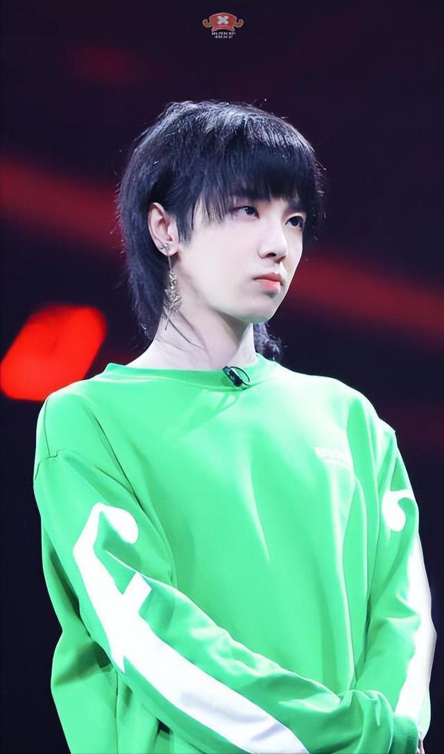 华晨宇卸妆后真正样子,华晨宇为什么被全网封了